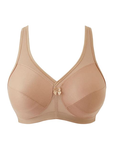 Stay Comfortable and Confident with the Glamorise Magic Lift Active Support Bra